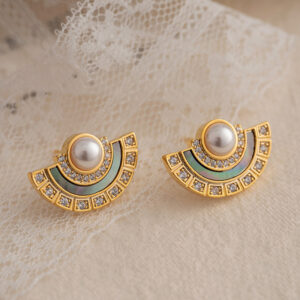 Semi-circular shell fan earrings